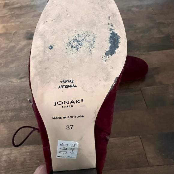 Brand new Jonak boots heels, size 37 euro, burgundy. I wore them once. - Picture 3 of 3
